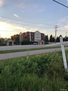 /international/us/1240-n-irish-road-davison-twp-mi-110059789299/