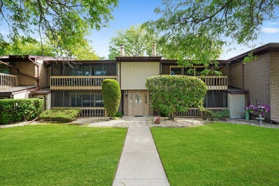 /international/us/15713-orlan-brook-drive-orland-park-il-110102299272/