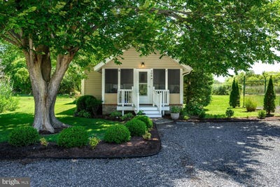 /international/us/104-bonfield-avenue-oxford-md-110109713927/