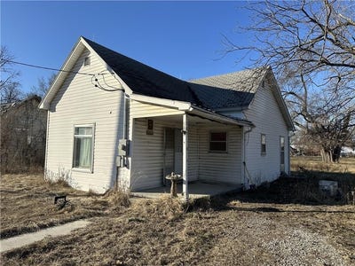 /international/us/307-4th-street-ludlow-mo-110106122938/