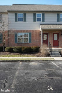 /international/us/2165-old-philadelphia-pike-lancaster-pa-110106813318/