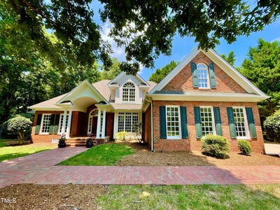 /international/us/21-covington-lane-durham-nc-110100765186/