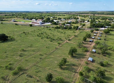 /international/us/hwy-190-richland-springs-tx-110120487929/