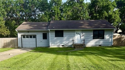/international/us/209-ne-maple-street-lee-s-summit-mo-110108342019/