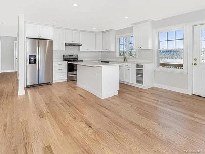 /international/us/47-lincoln-terrace-yonkers-ny-110108626361/