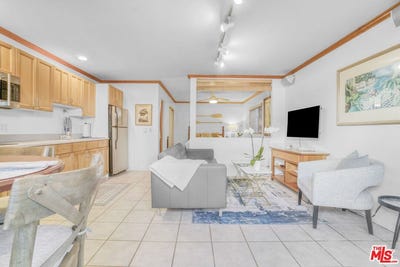 /international/us/120-fleet-st-marina-del-rey-ca-110107784146/