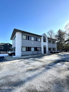/international/us/1869-route-88-brick-nj-110105277756/