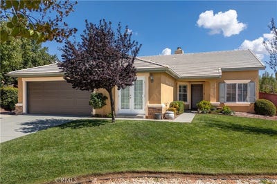 /international/us/1686-lakeside-beaumont-ca-110120037555/