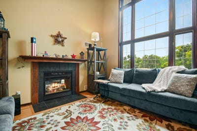 /international/us/30329-beachview-lane-waterford-wi-110109757964/