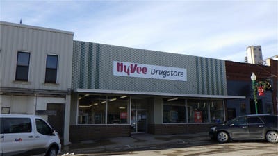 /international/us/109-113-n-3rd-st-laurens-ia-110120416258/