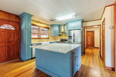 /international/us/300-arlington-ave-bryson-city-nc-110106981854/