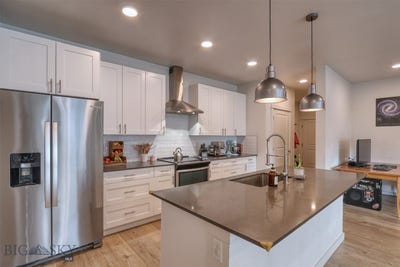 /international/us/2221-willow-drive-livingston-mt-110106811619/