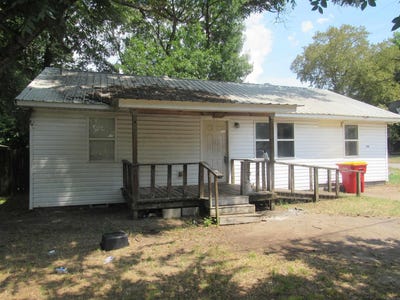 /international/us/315-s-cherokee-street-morrilton-ar-110101238912/
