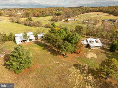 /international/us/4485-smokey-hollow-rd-bloomery-wv-110103165085/