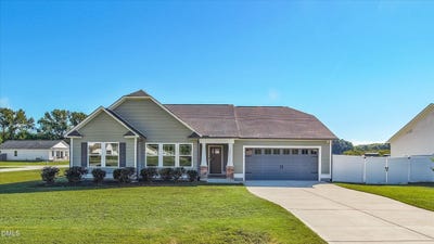 /international/us/17-salt-life-place-four-oaks-nc-110120158289/