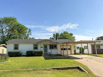 /international/us/318-e-maple-street-skiatook-ok-110108391060/