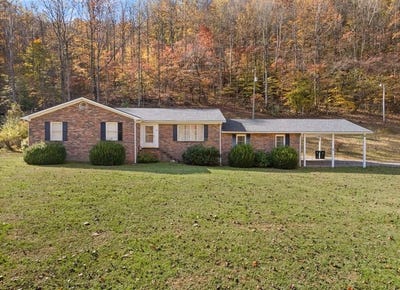 /international/us/40-physicians-drive-hindman-ky-110107567115/