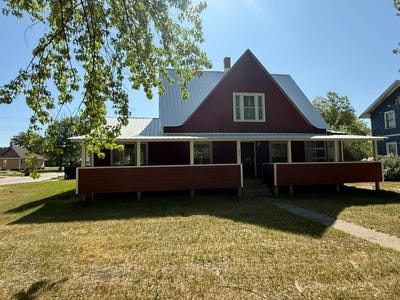 /international/us/211-n-madison-street-atkinson-ne-110108682231/
