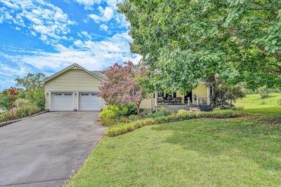 /international/us/4760-old-mountain-rd-ne-roanoke-va-110101024744/