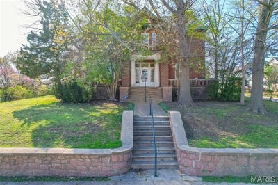 /international/us/225-s-6th-street-poplar-bluff-mo-110103479828/