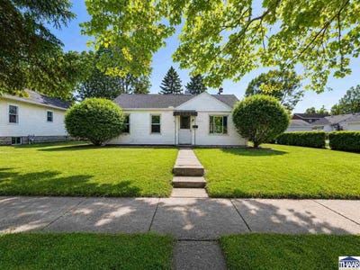 /international/us/411-s-22nd-street-terre-haute-in-110107832503/
