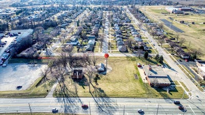 /international/us/2213-weber-road-s-crest-hill-il-110106814965/