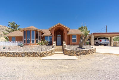 /international/us/17610-tierra-alta-drive-las-cruces-nm-110106377987/
