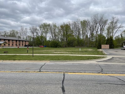 /international/us/brown-boulevard-ionia-mi-110090903205/