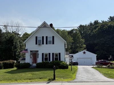 /international/us/24-main-street-hooksett-nh-110108491503/