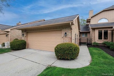 /international/us/22010-river-ridge-trail-farmington-hills-mi-110108493792/