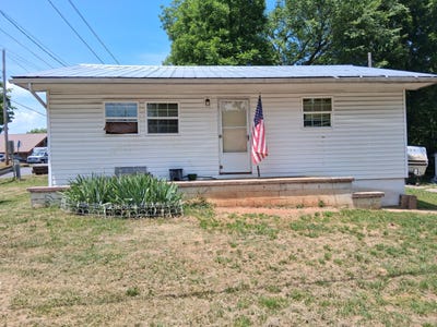 /international/us/443-437-jefferson-avenue-newport-tn-110108479889/