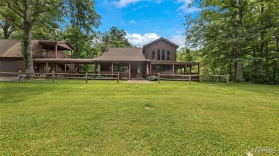 /international/us/7736-forest-hills-lane-waterloo-il-110099989182/