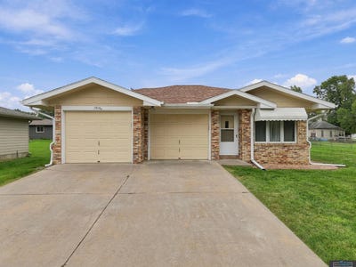 /international/us/1316-n-16th-street-beatrice-ne-110120044912/
