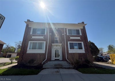 /international/us/3186-euclid-heights-boulevard-cleveland-heights-oh-110108385984/