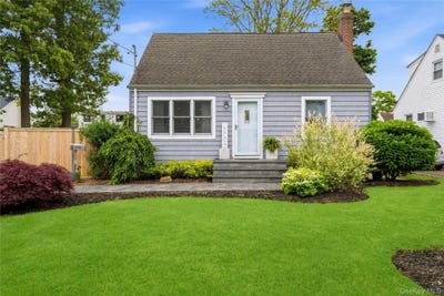 /international/us/319-n-fulton-avenue-lindenhurst-ny-110110268181/