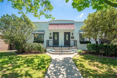 /international/us/268-bennett-long-beach-ca-110108478960/