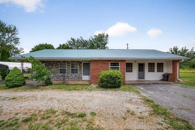 /international/us/1372-jamestown-hwy-livingston-tn-110108170561/