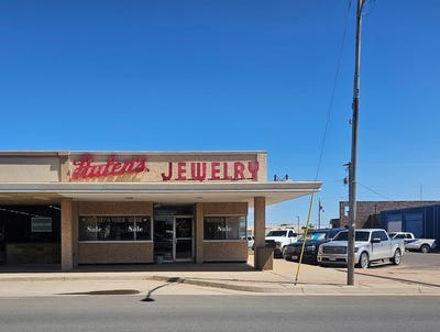 /international/us/112-n-main-st-andrews-tx-110102976747/