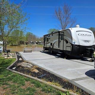 /international/us/4-mountain-meadows-drive-morganton-ga-110104197019/