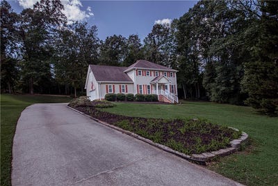 /international/us/67-washington-drive-piedmont-sc-110110280826/