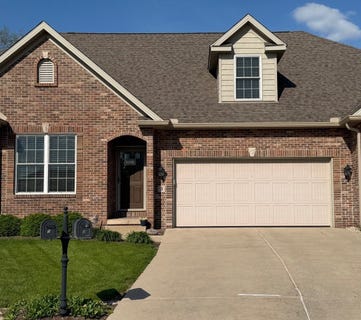 /international/us/3-prairie-vista-court-bloomington-il-110108224753/