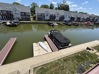 /international/us/7926-anne-bonney-ct-russells-point-oh-110100622391/