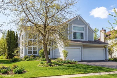 /international/us/1728-village-court-crystal-lake-il-110106549816/?lang=pt