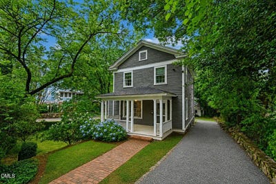 /international/us/217-hillsborough-street-chapel-hill-nc-110108280765/