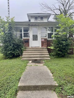 /international/us/1100-e-2nd-street-centralia-il-110100891126/