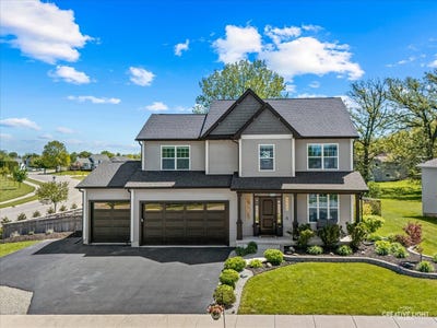 /international/us/1000-persimmon-drive-genoa-il-110107995640/