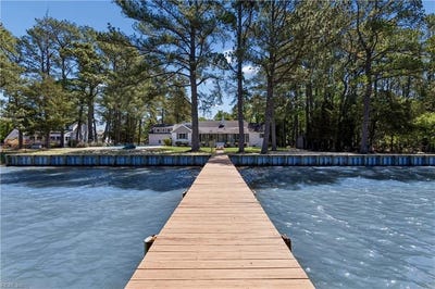 /international/us/16-pine-lane-hampton-va-110107908661/