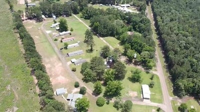 /international/us/456-jeans-trailer-park-hemphill-tx-110108302144/