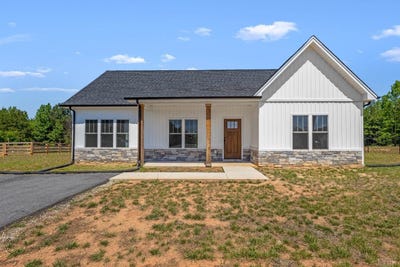 /international/us/3729-kentuck-road-ringgold-va-110108294694/