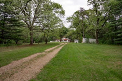 /international/us/n6866-16th-avenue-new-lisbon-wi-110108236106/